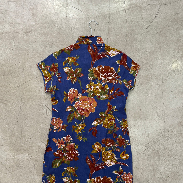 ROTES QUIPAO-KLEID