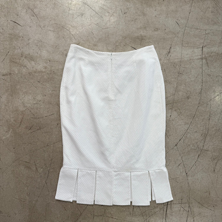 FALDA WHITE TEXTURA CORTES