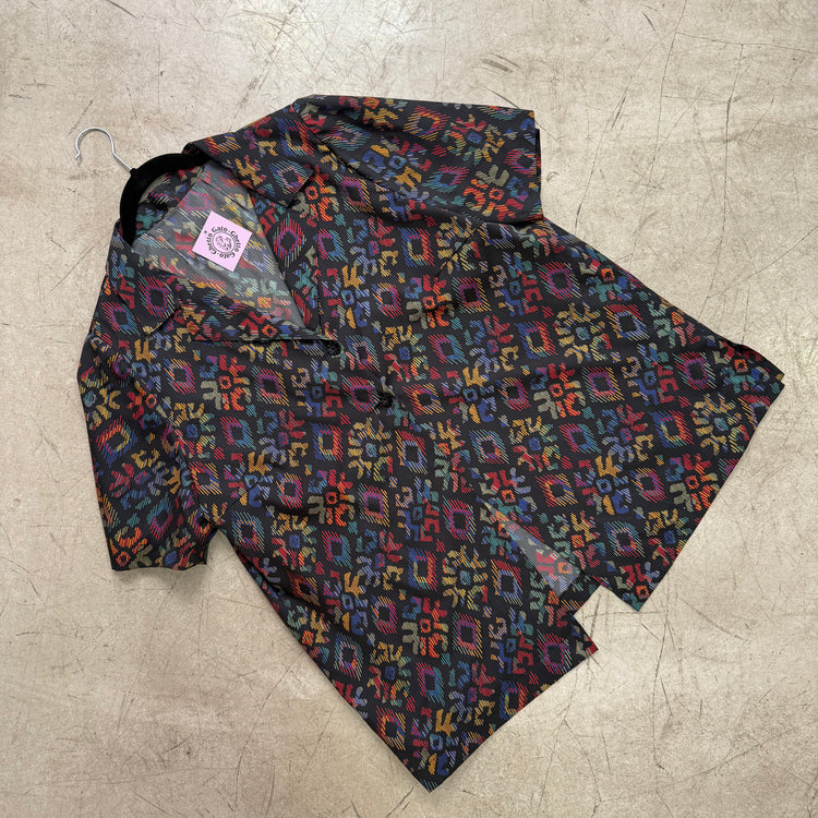 CAMISA BLACK PRINT MULTICOLOR