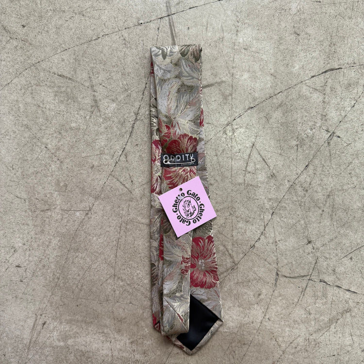 CORBATA FLORAL ODDITY