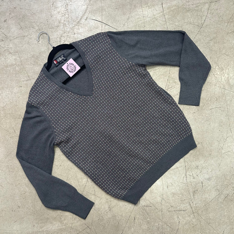 BEIGE GRAY STRIPED SWEATER