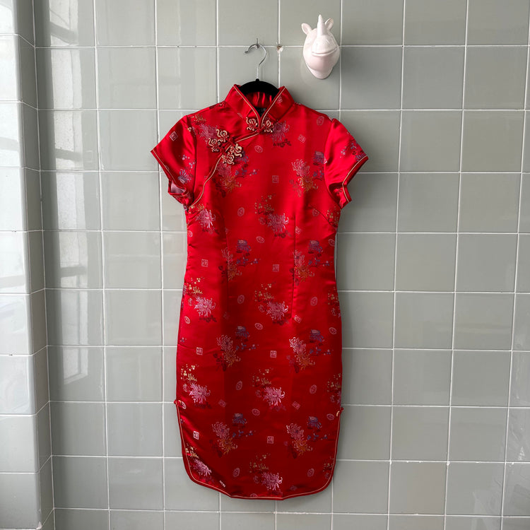 VESTIDO QUIPAO ROJO