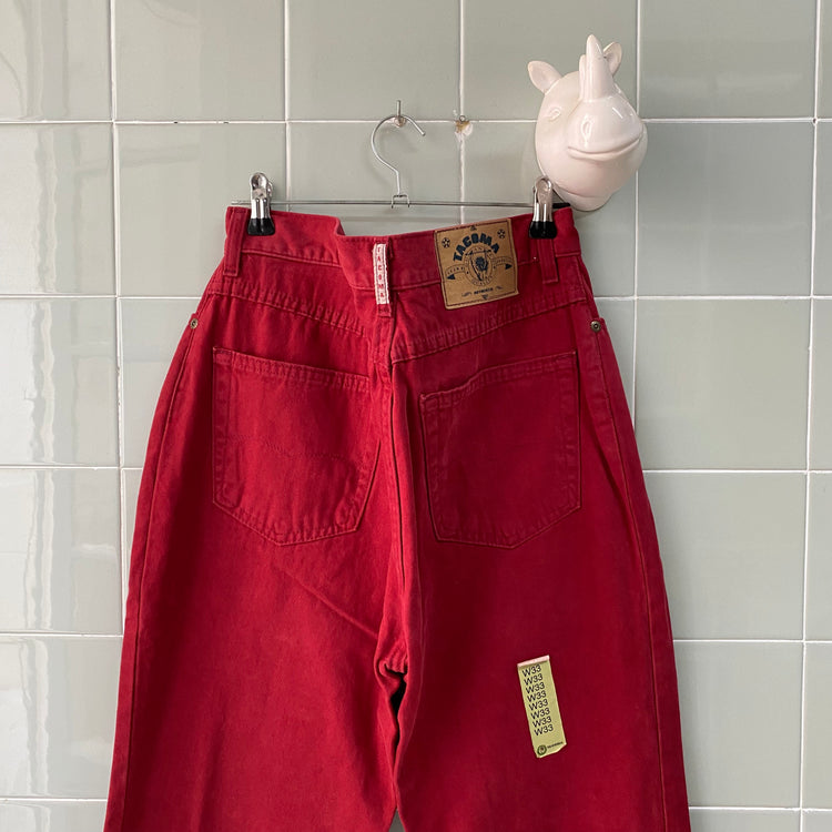VAQUERO RED TACOMA