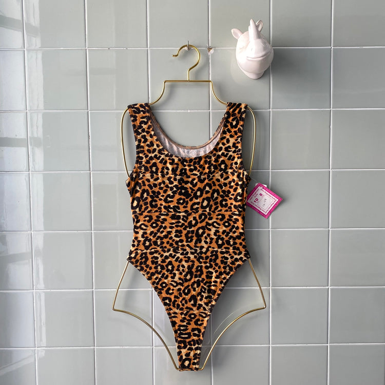 BAÑADOR LEOPARDO TANGA