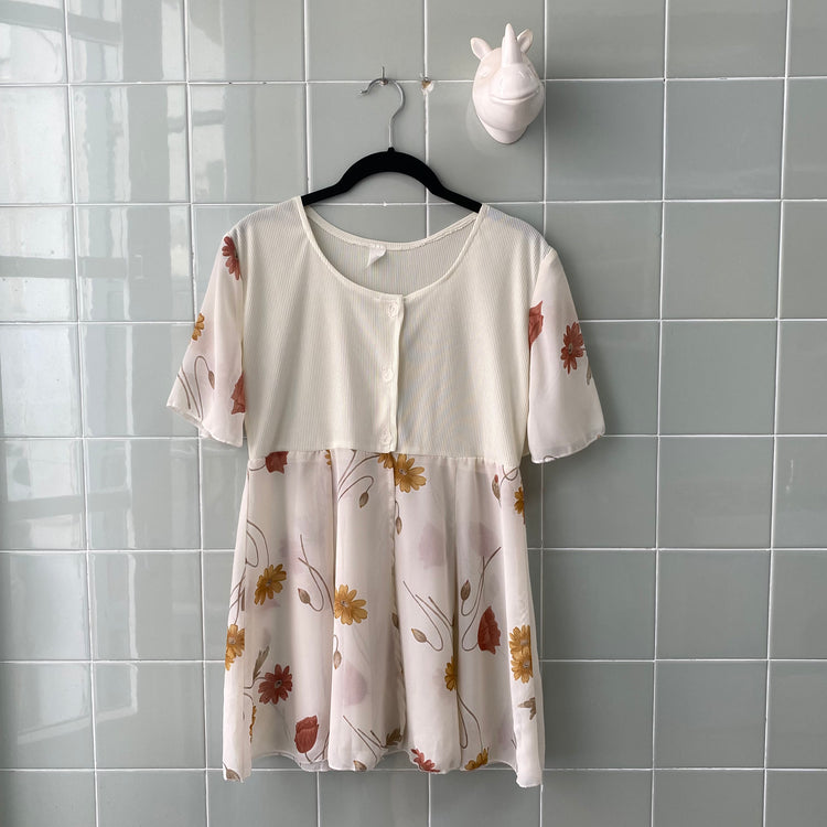 CAMISETA BLUSA WHITE FLOWERS