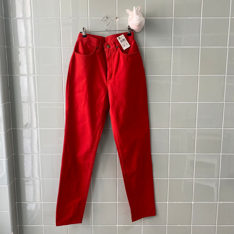 VAQUERO TACOMA RED