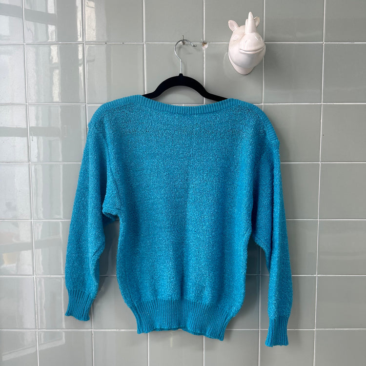 BLUE KNITTED SWEATER