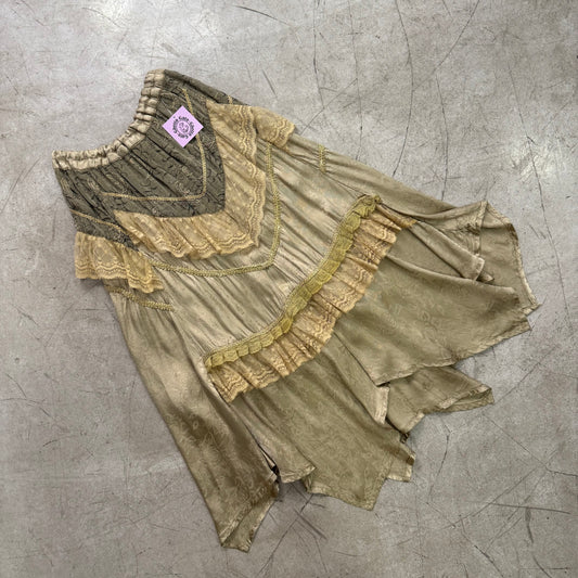 FALDA BEIGE VICTORIANA