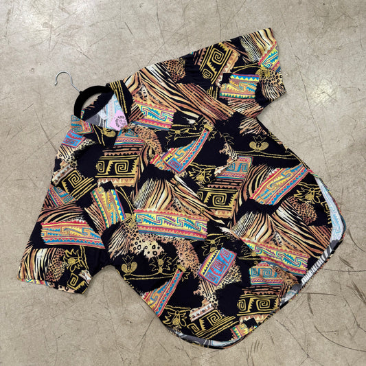 CAMISA BLACK PRINT MULTICOLOR TRIUMPH