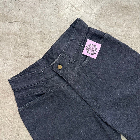BLACK CURTS DENIM SHORTS