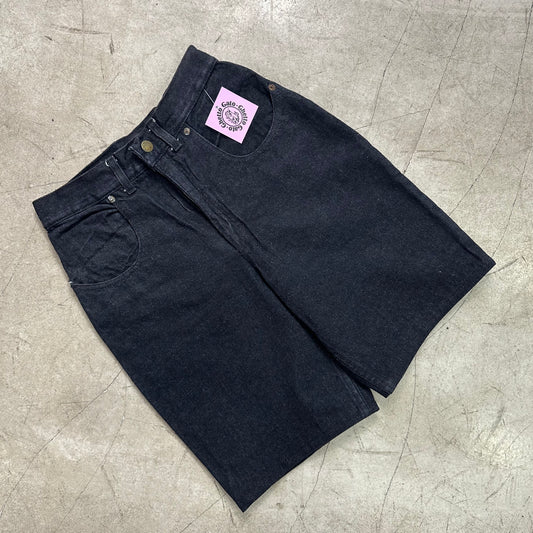 BLACK ONE DENIM SHORTS
