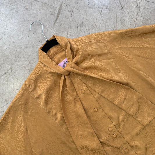 CAMISA OCRE CORBATIN