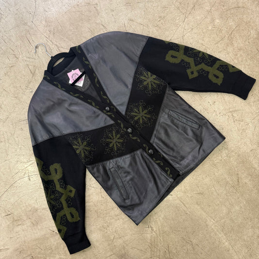 BOMBER PIEL PUNTO NEGRA TORRAS