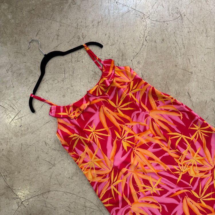 VESTIDO FUCSIA VOLANTES TROPICAL