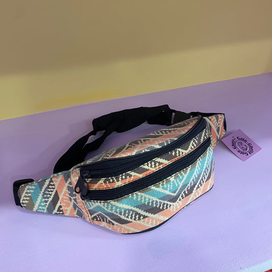 RIÑONERA MULTICOLOR CORAL